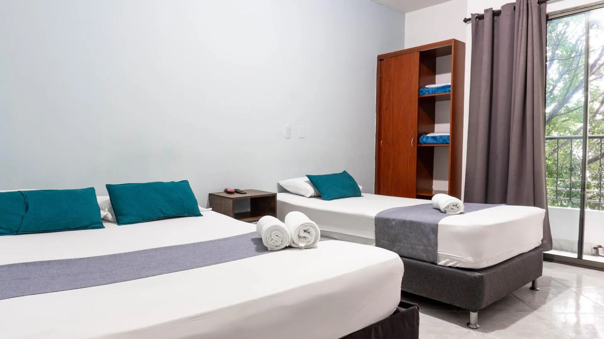 Hotel Ayenda 1228 Balcones De La 70 à Medellín Colombie