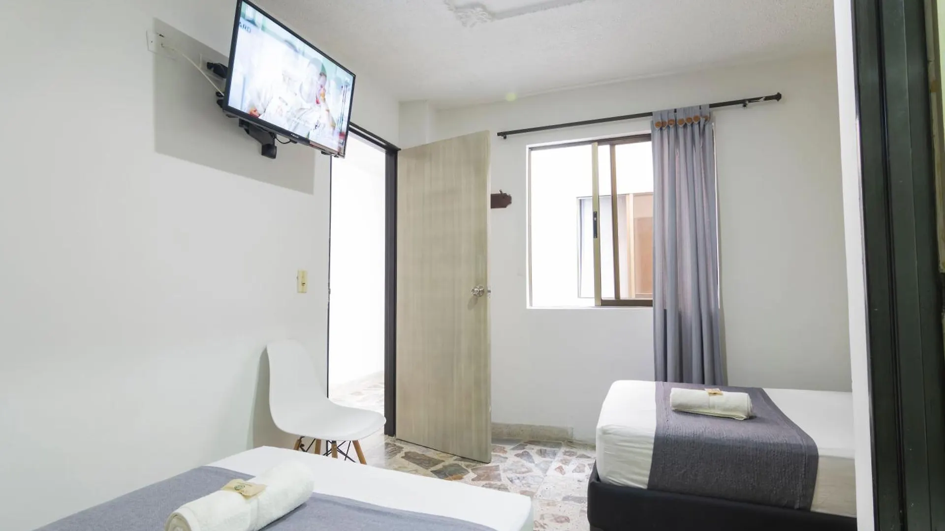 Ayenda 1228 Balcones De La 70 Hotel Medellin 3*,  Colombia