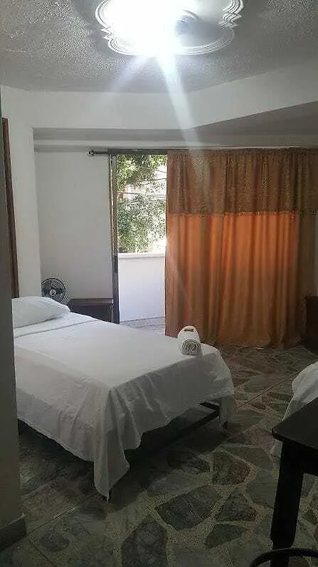 Ayenda 1228 Balcones De La 70 Hotel Medellin