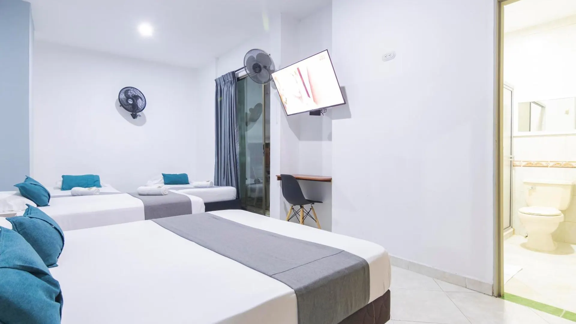 Ayenda 1228 Balcones De La 70 Hotel Medellin