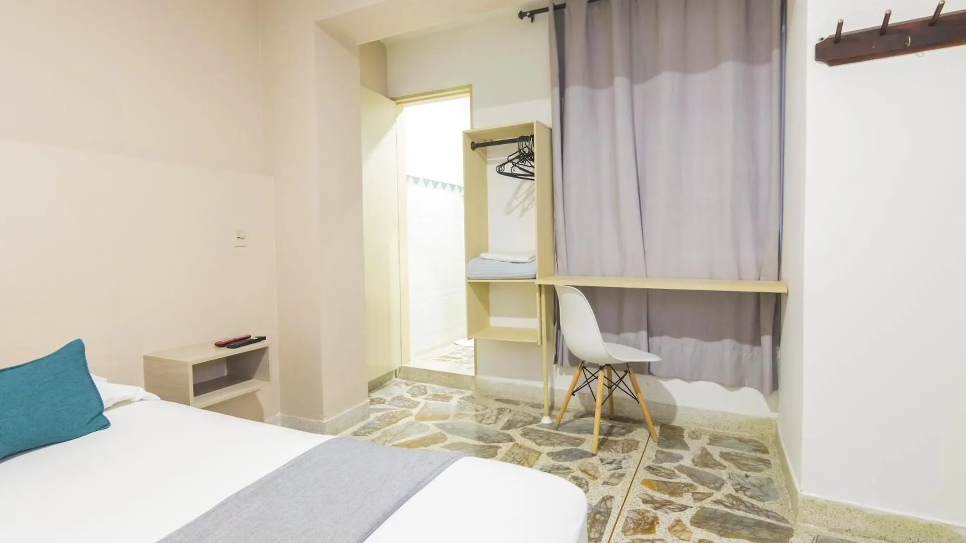 Ayenda 1228 Balcones De La 70 Hotel Medellin